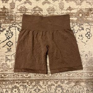 NVGTN Pro shorts cocoa